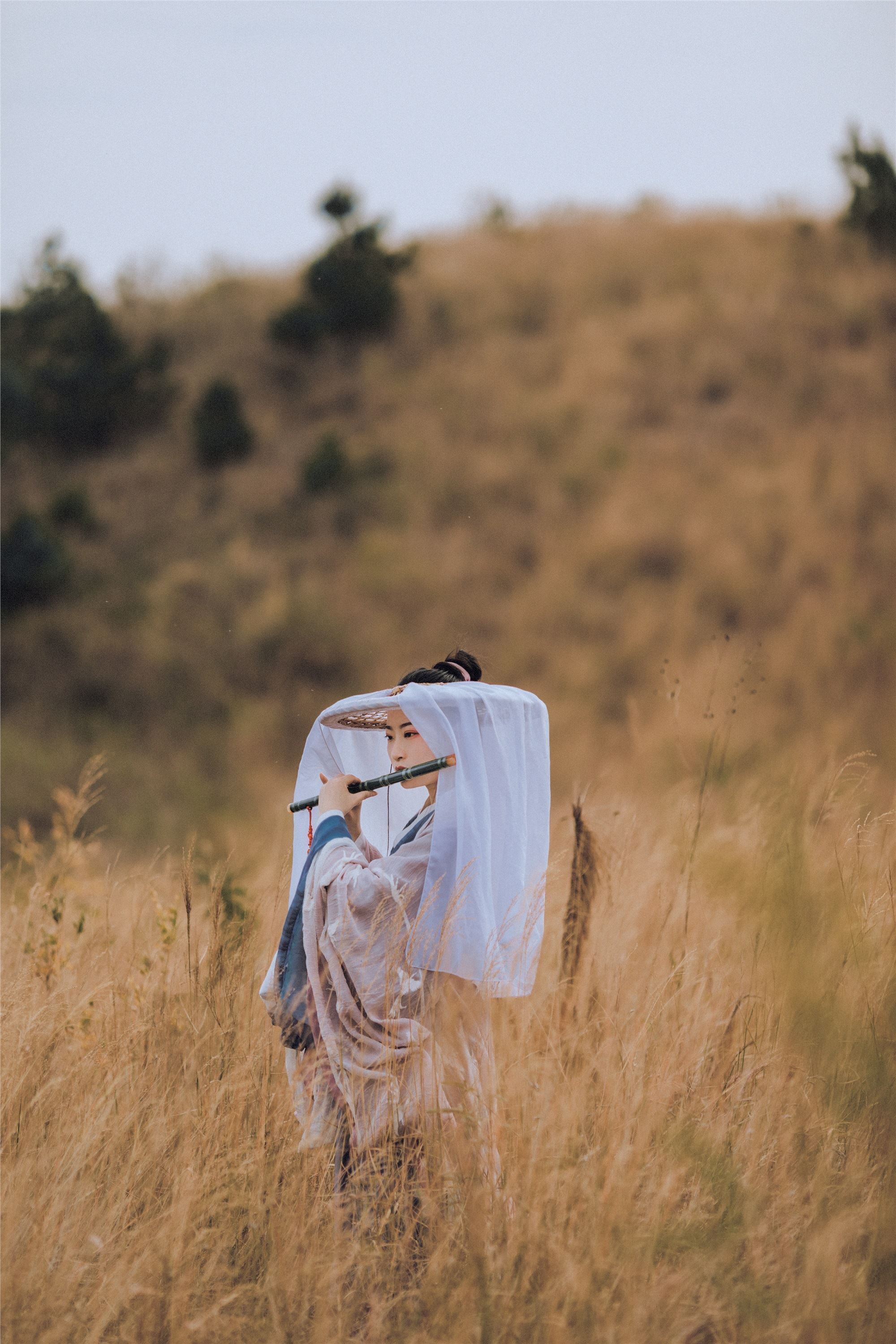 YITUYU艺图语 2021.09.02 苍山无我 耳朵